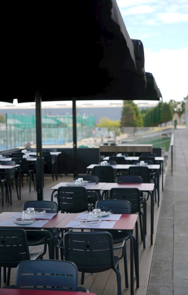 Terraza del Restaurante Arrozal en ZAL Port de Barcelona | Familia Nuri