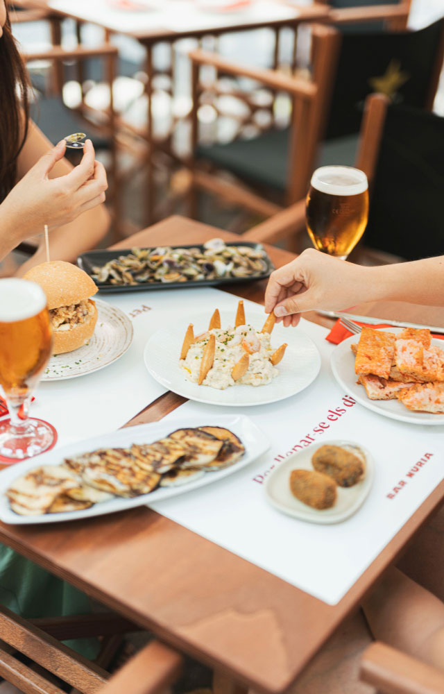 Bar Nuri en Poblenou. Restaurante con Terraza en Barcelona | Familia Nuri