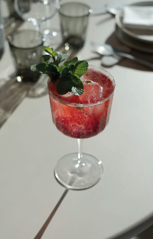 restaurant-nuara-cocktail-port-olimpic-barcelona-familia-nuri