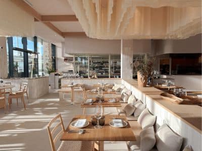 Salón interior del Restaurante Nuara | Família Nuri