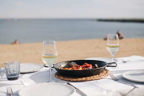 Ca la Nuri paella cerca del mar I Familia Nuri