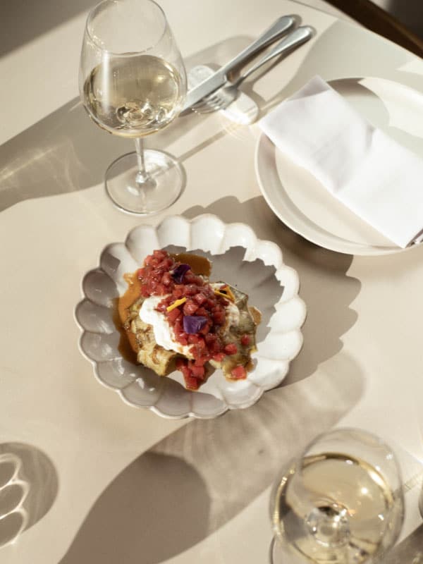 Nuara plato I Familia Nuri